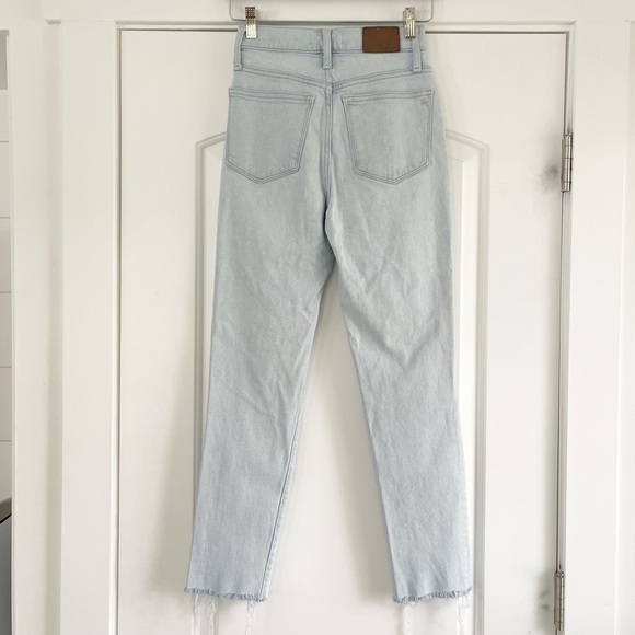 Madewell The Mom Jean Harman Wash - 24 - Picture 7 of 9
